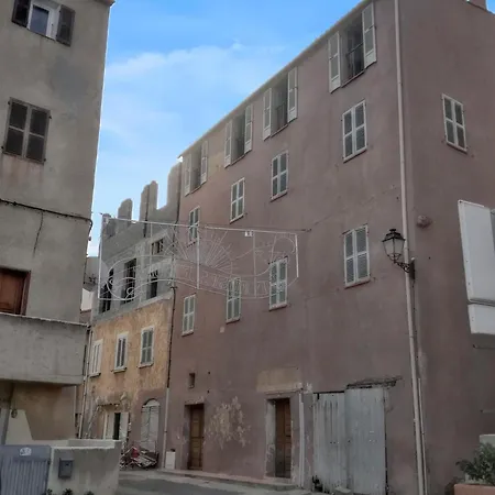 A Avec Terrasse *